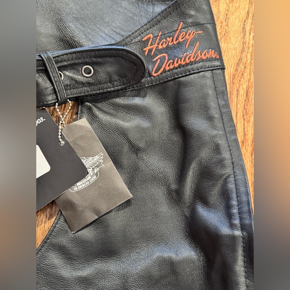 Harley Davidson Black Leather Motorcycle Chaps - Picture 3 of 6